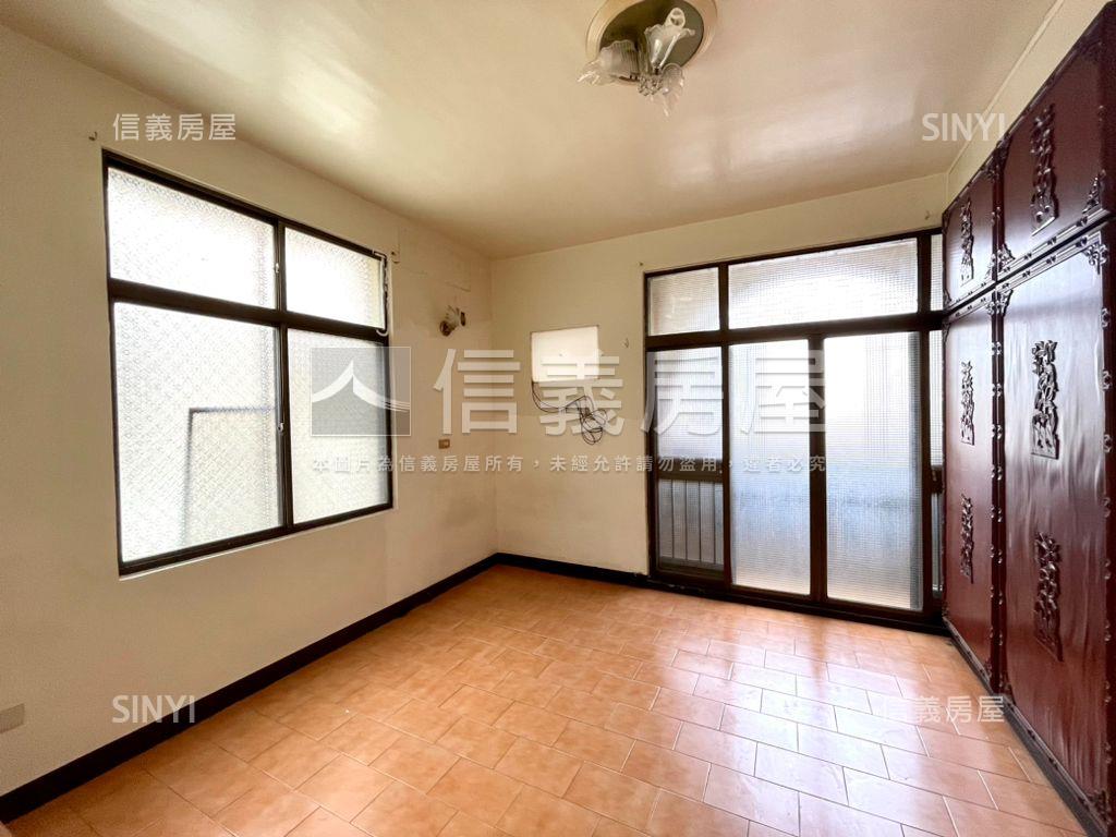 安南大地坪｜三面採光車墅房屋室內格局與周邊環境