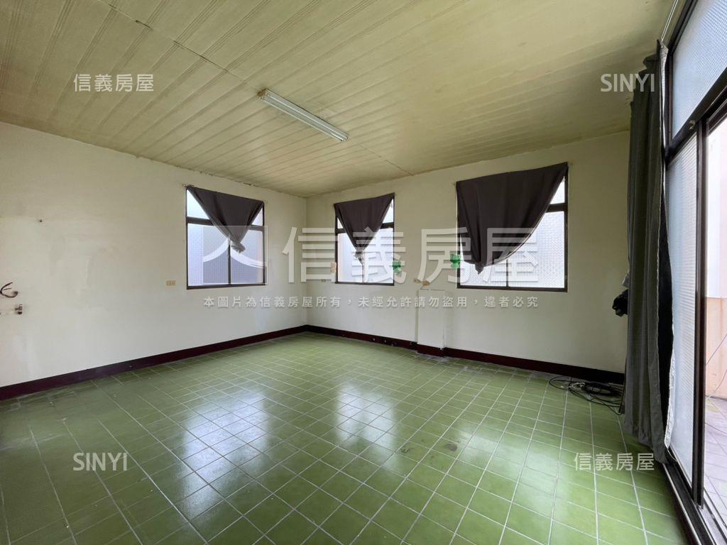 安南大地坪｜三面採光車墅房屋室內格局與周邊環境