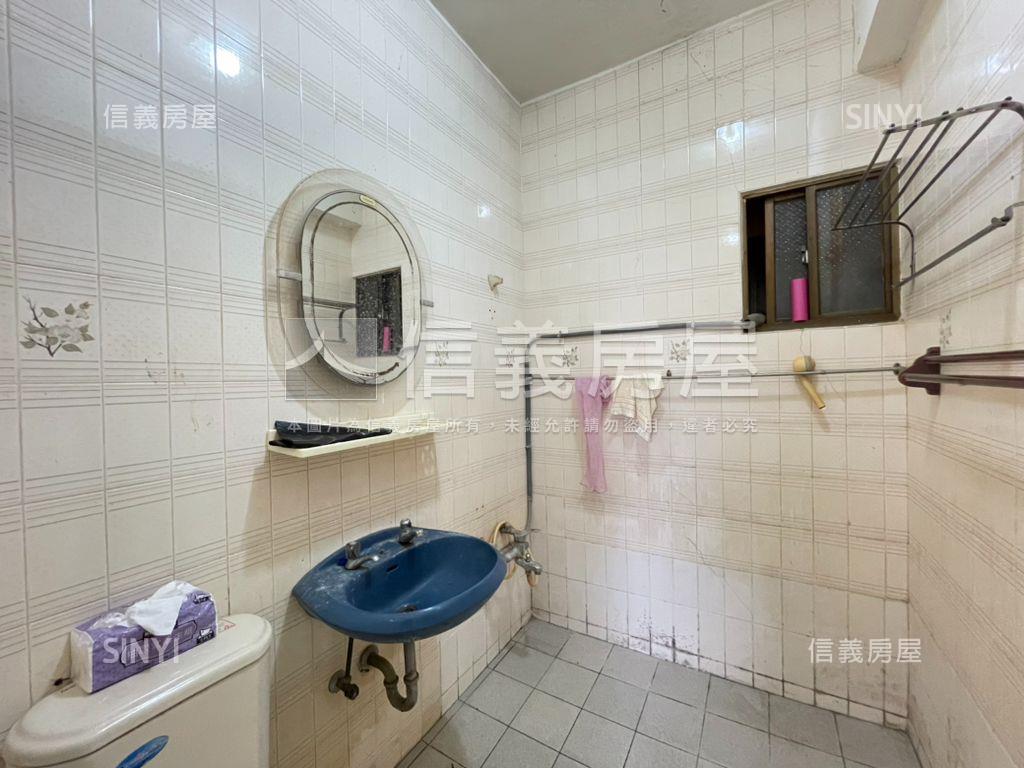 安南大地坪｜三面採光車墅房屋室內格局與周邊環境