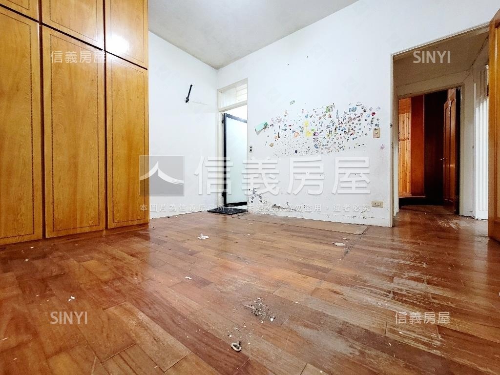 未來捷運萬大線３樓房屋室內格局與周邊環境