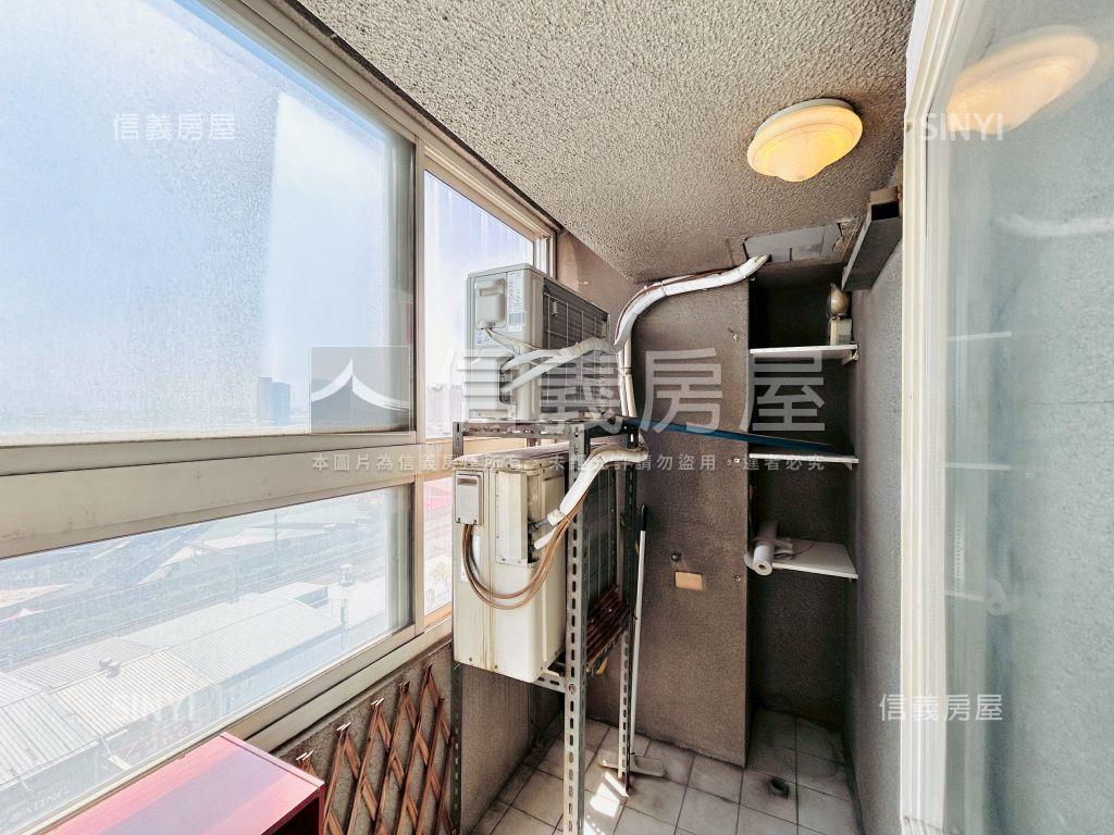 桃園居易四房車位房屋室內格局與周邊環境