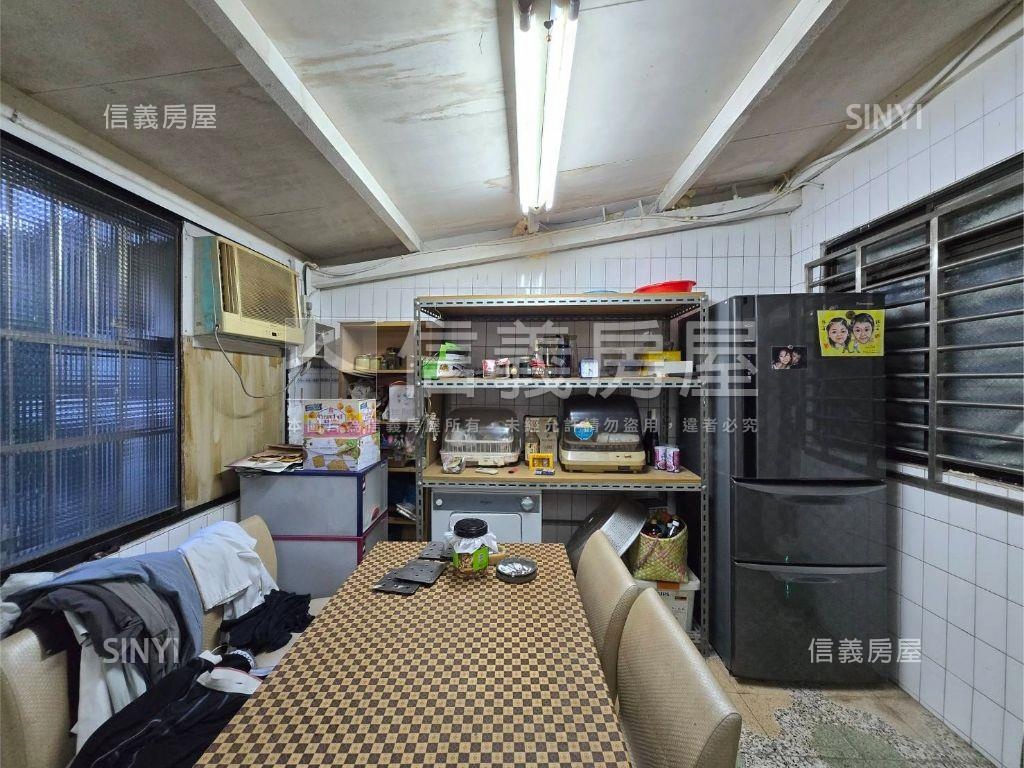 南港中南街商三美寓房屋室內格局與周邊環境