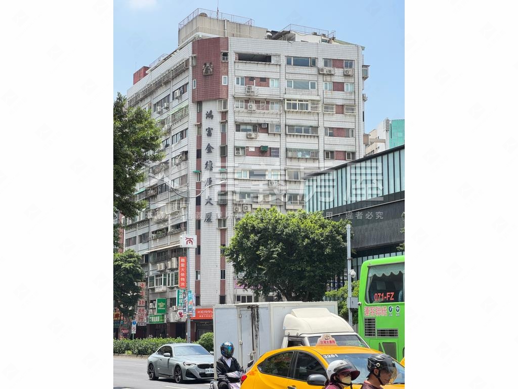 專任電梯兩房．近捷運紅線房屋室內格局與周邊環境