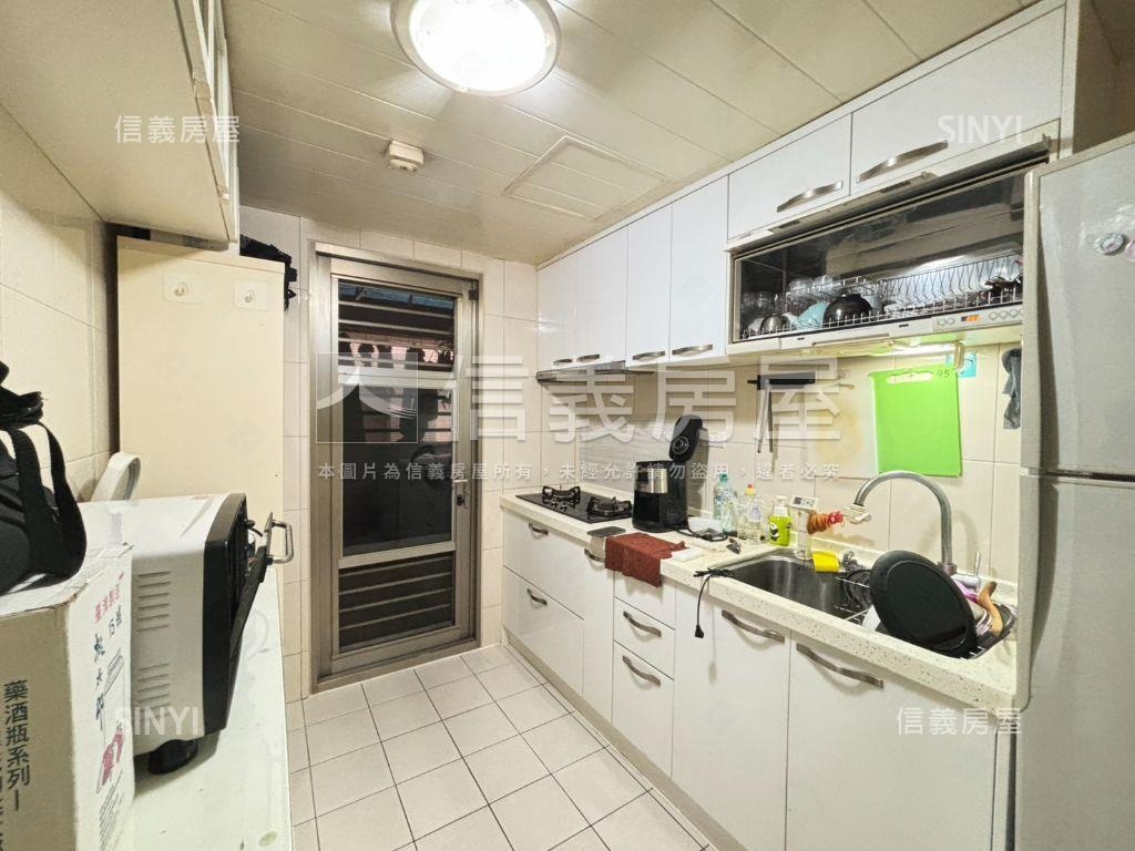 太陽城經典棟距佳三房美居房屋室內格局與周邊環境