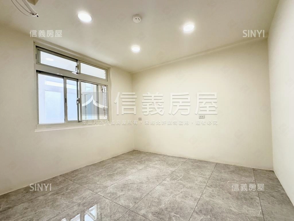 朗朗盼君來成家房屋室內格局與周邊環境