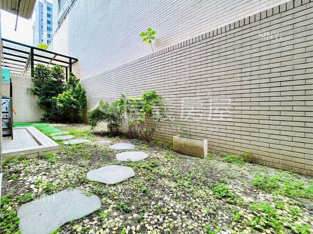 聖家鑫傳承兩房平車採光好房屋室內格局與周邊環境