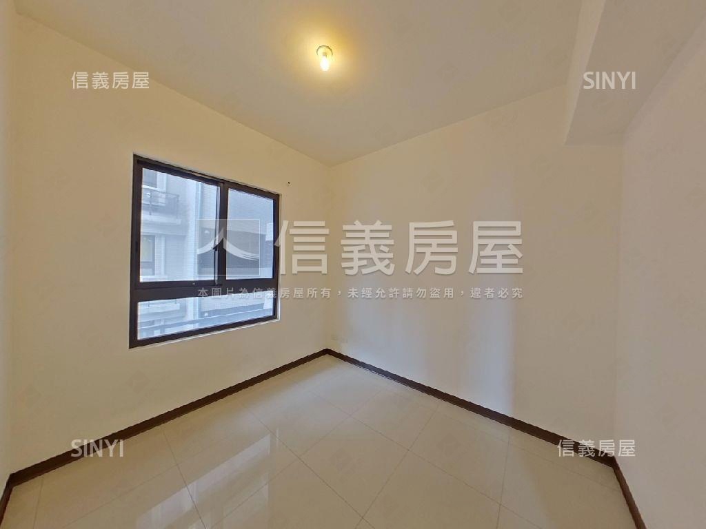 文詠初居三房車位房屋室內格局與周邊環境