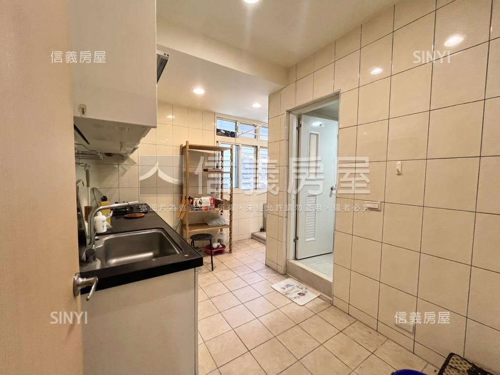 萬大路非頂樓公寓房屋室內格局與周邊環境