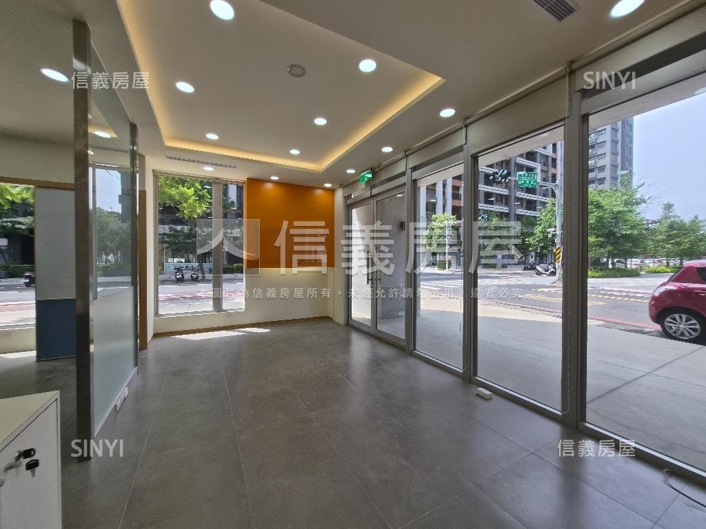 金雅路黃金角店房屋室內格局與周邊環境
