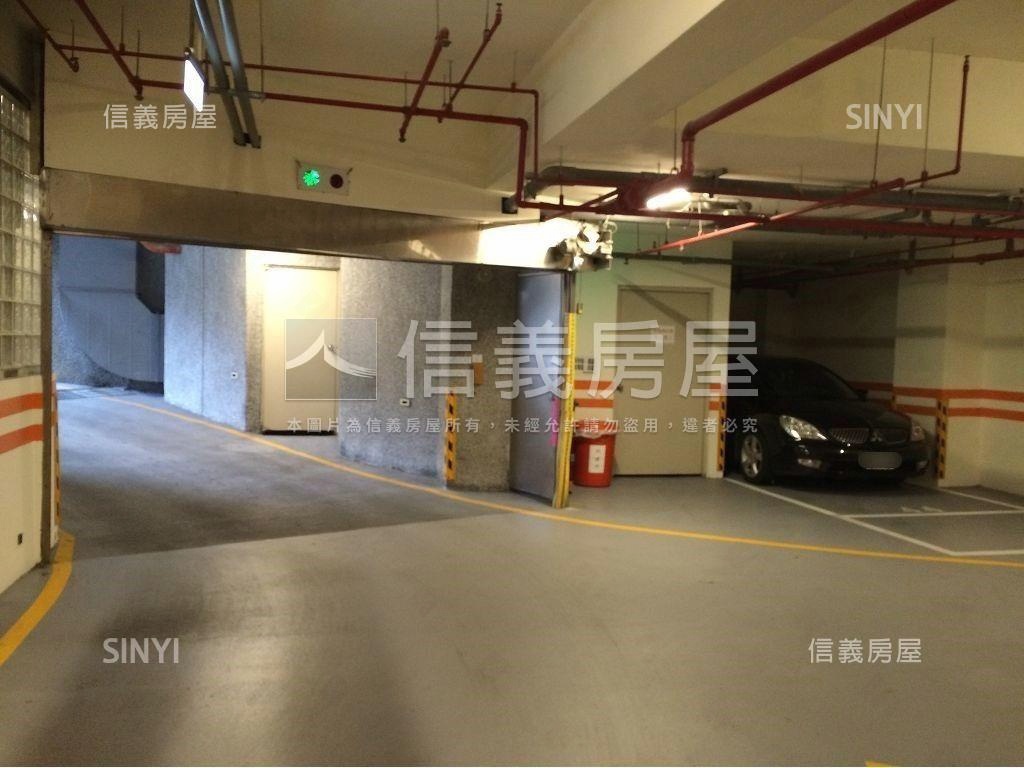 通化松漢臻品車位房屋室內格局與周邊環境