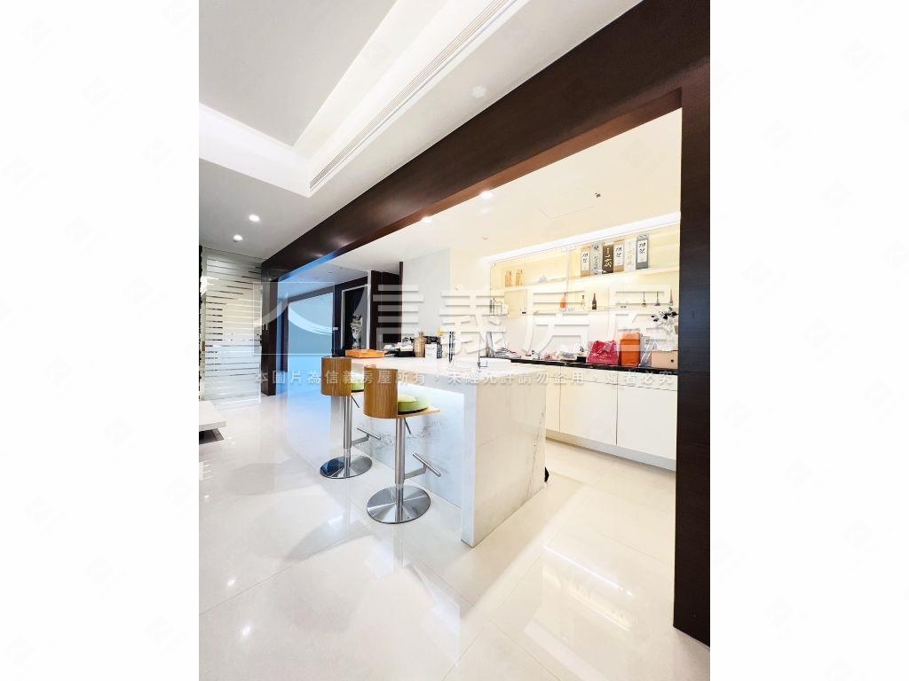 朕廈忠孝核心高樓景觀美邸房屋室內格局與周邊環境