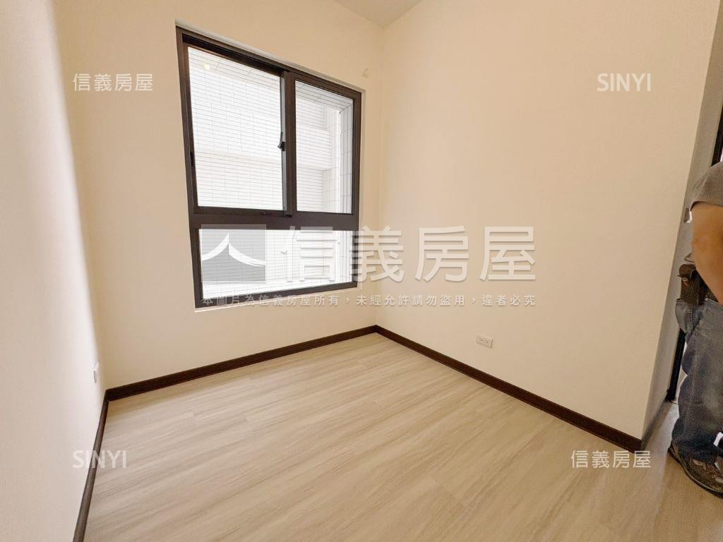 中壢龍岡全新景觀三房車位房屋室內格局與周邊環境