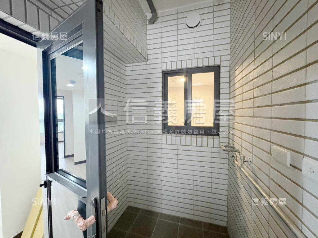 中壢龍岡全新景觀三房車位房屋室內格局與周邊環境