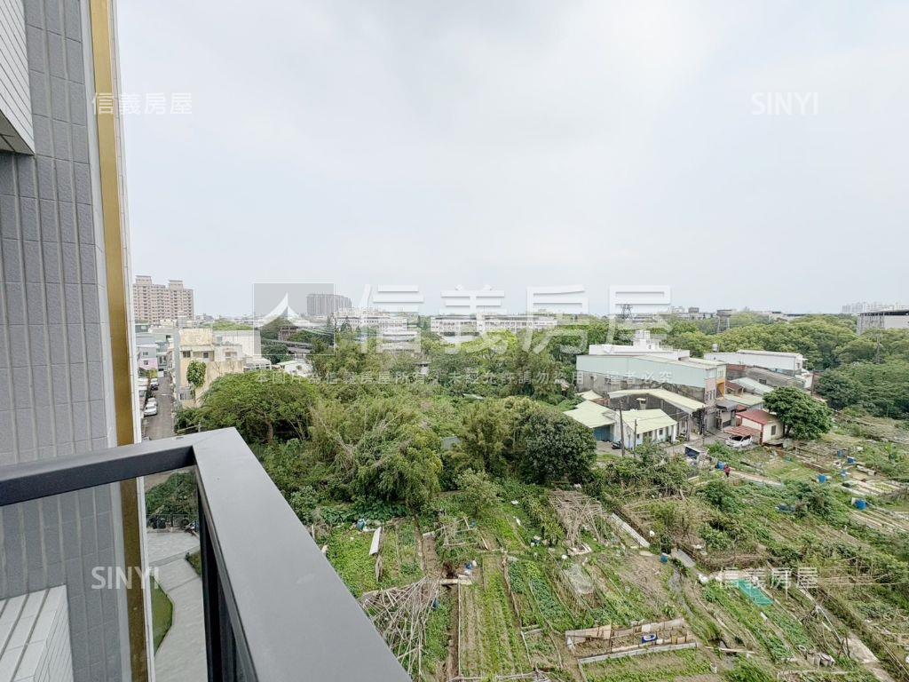 中壢龍岡全新景觀三房車位房屋室內格局與周邊環境