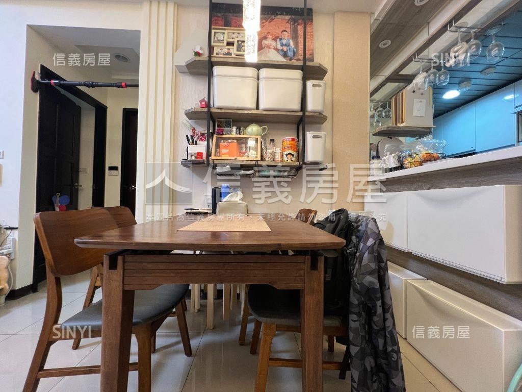 涵悅美裝溫馨兩房平面車位房屋室內格局與周邊環境