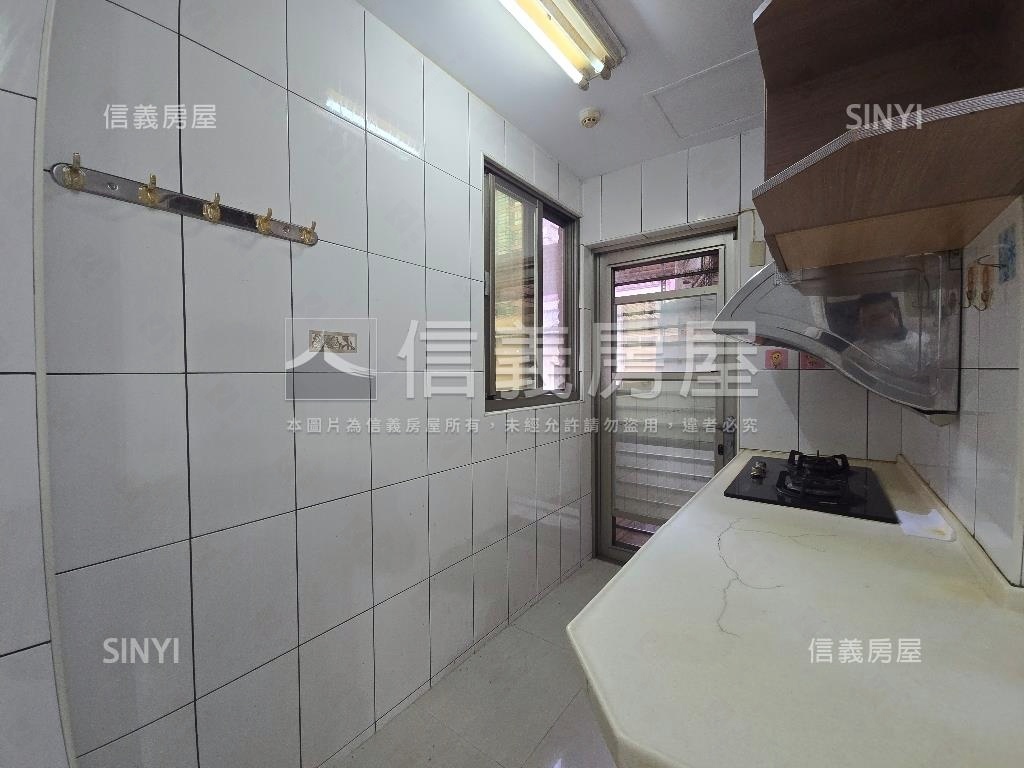新天地。低總價三房。圓夢房屋室內格局與周邊環境