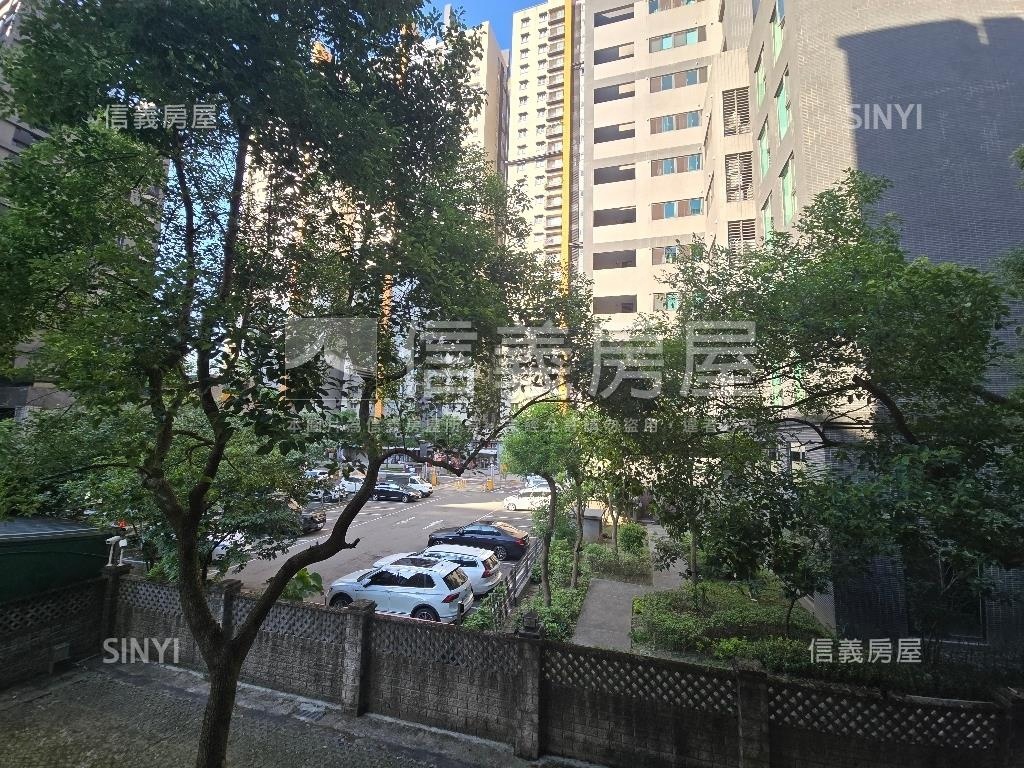 新天地。低總價三房。圓夢房屋室內格局與周邊環境