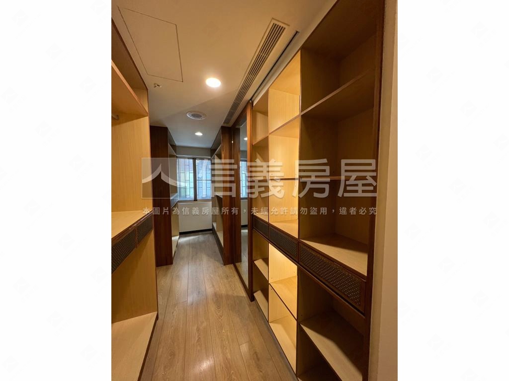 東區靜巷典雅裝潢獨院美邸房屋室內格局與周邊環境