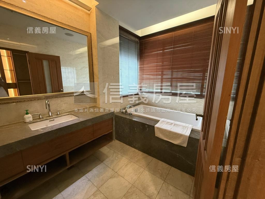 東區靜巷典雅裝潢獨院美邸房屋室內格局與周邊環境