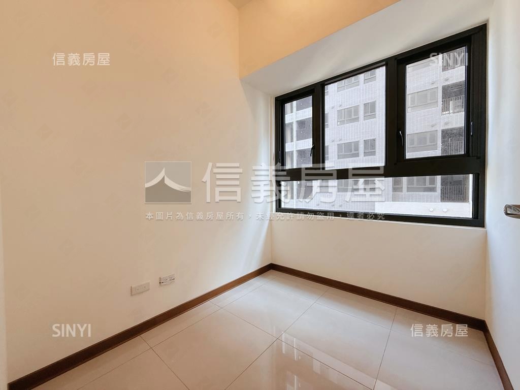 遠雄幸福成全新２房平車房屋室內格局與周邊環境