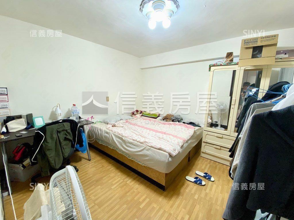 信義國中旁大空間房屋室內格局與周邊環境