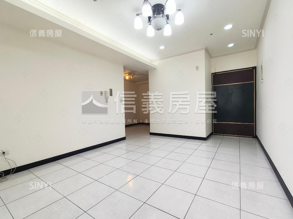 新莊優質邊間採光三房房屋室內格局與周邊環境