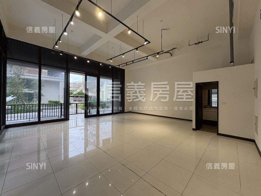 近ＡＩ園區角間金店面房屋室內格局與周邊環境