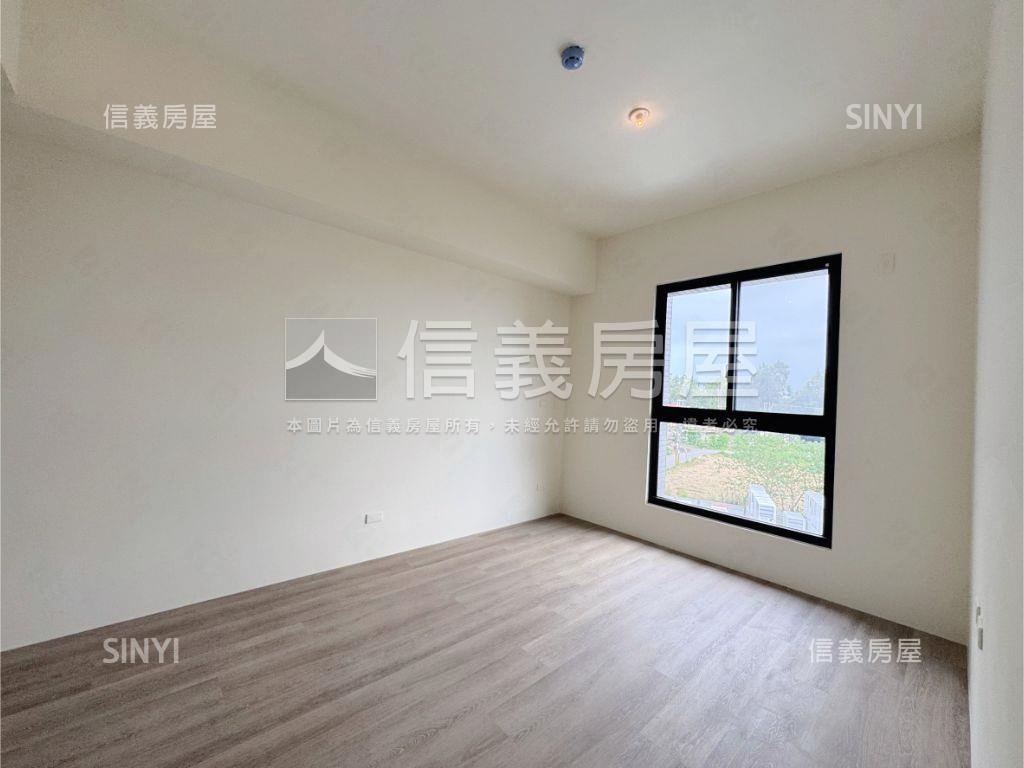 過嶺雲起時．光韻三房車位房屋室內格局與周邊環境