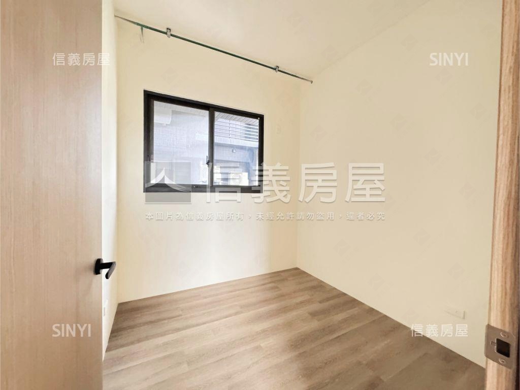 過嶺雲起時．光韻三房車位房屋室內格局與周邊環境