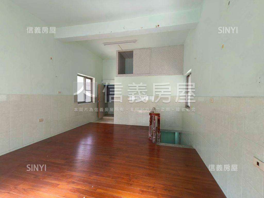 近文化中心獨棟活巷透天房屋室內格局與周邊環境