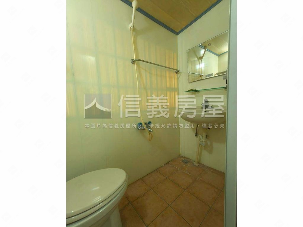 近文化中心獨棟活巷透天房屋室內格局與周邊環境