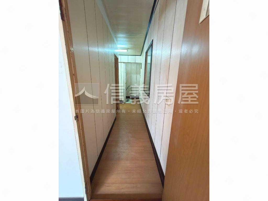 近文化中心獨棟活巷透天房屋室內格局與周邊環境