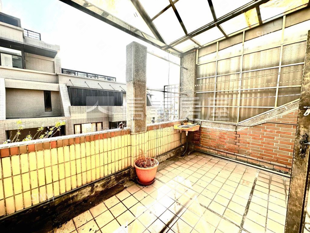 翠宜透天豪邸房屋室內格局與周邊環境