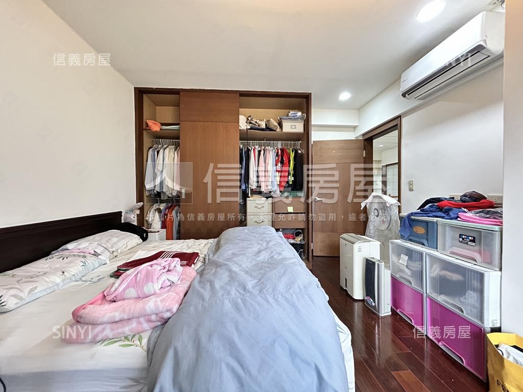 獨家專任●伯爵大２房車位房屋室內格局與周邊環境