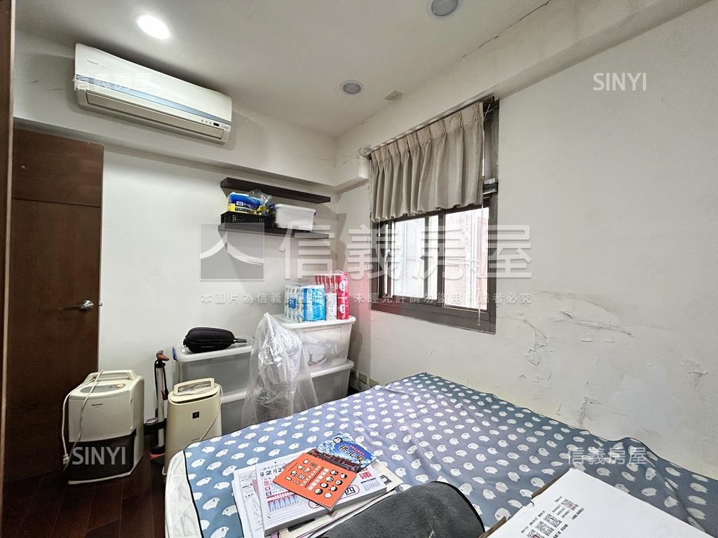 獨家專任●伯爵大２房車位房屋室內格局與周邊環境