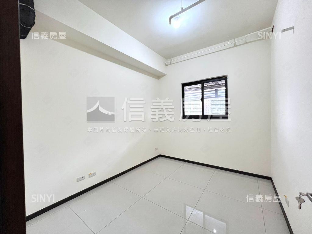 萬禧園府中捷運兩房車位房屋室內格局與周邊環境