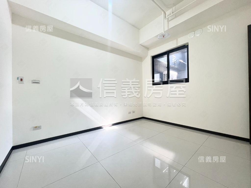 萬禧園府中捷運兩房車位房屋室內格局與周邊環境