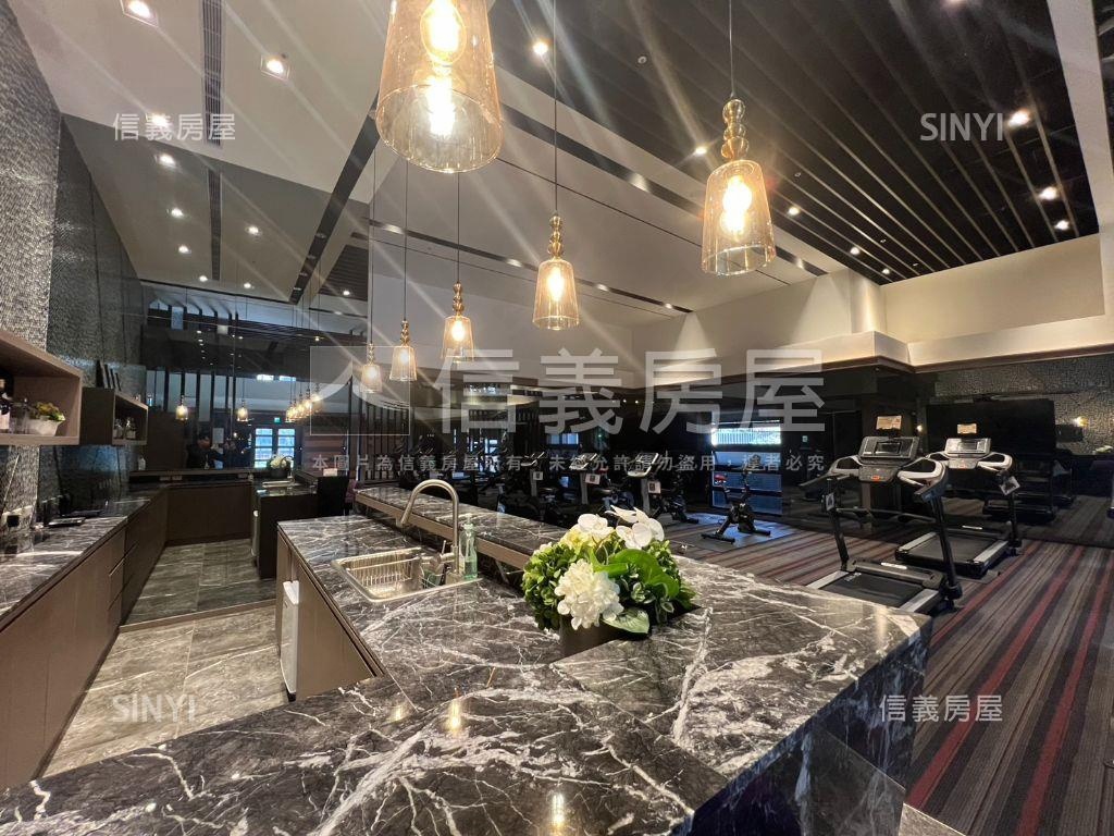 萬禧園府中捷運兩房車位房屋室內格局與周邊環境