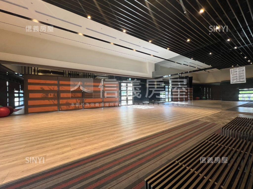 萬禧園府中捷運兩房車位房屋室內格局與周邊環境