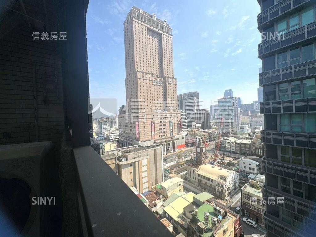 愛上悅讀高樓採光兩房車位房屋室內格局與周邊環境