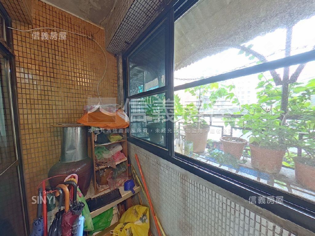 近三重商工前後陽台美公寓房屋室內格局與周邊環境