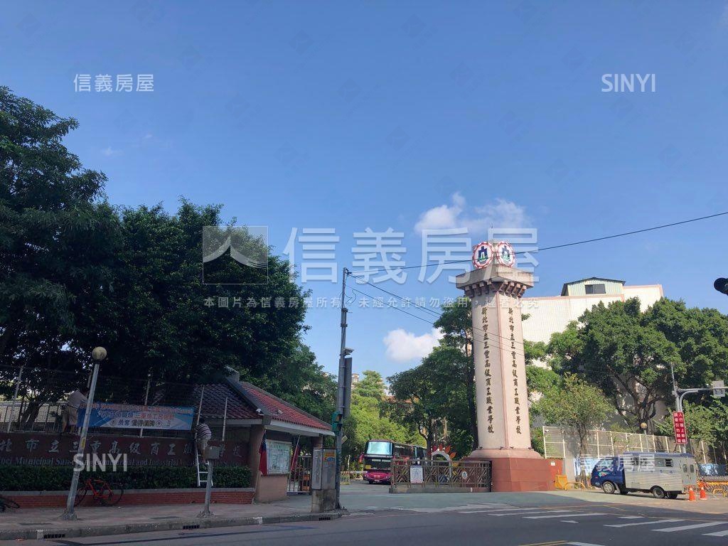 近三重商工前後陽台美公寓房屋室內格局與周邊環境