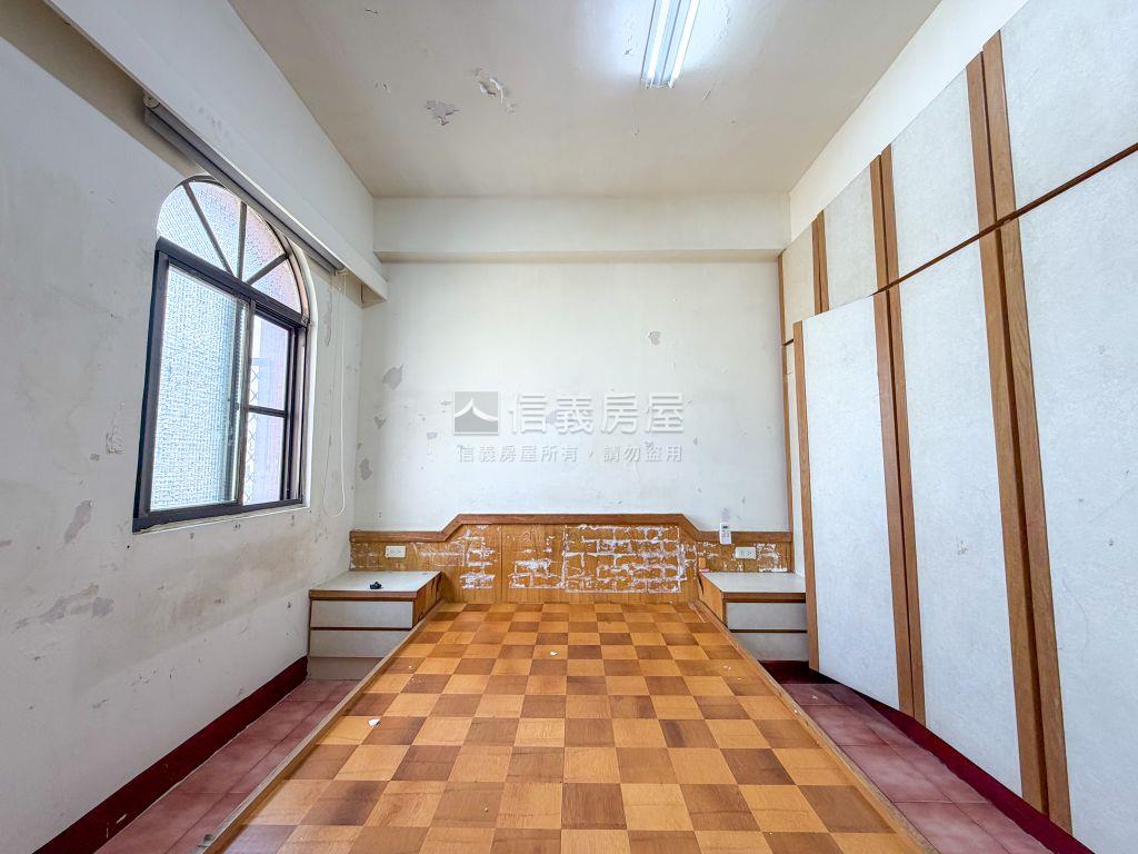 三德西街寬敞公寓房屋室內格局與周邊環境