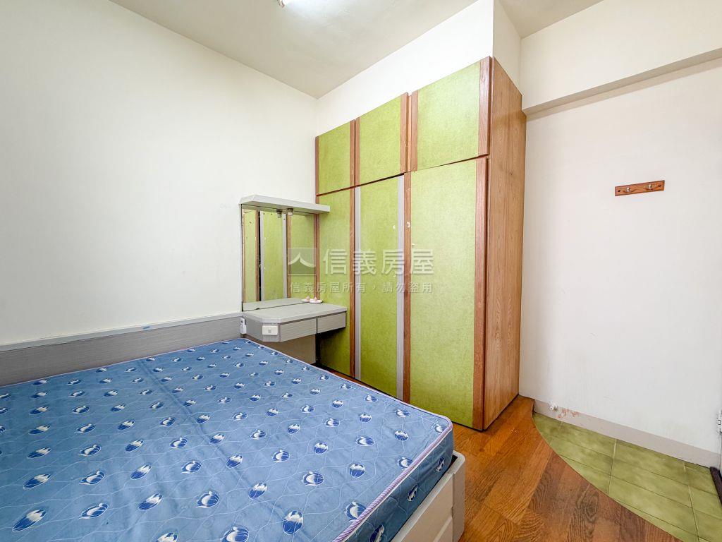 三德西街寬敞公寓房屋室內格局與周邊環境