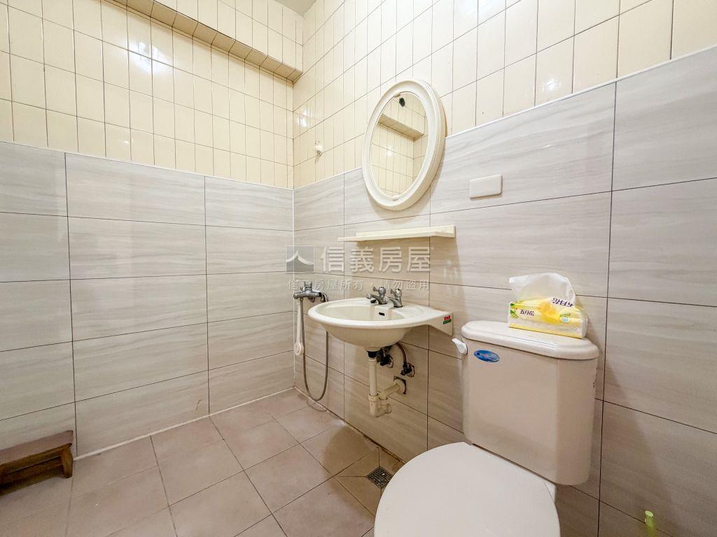 三德西街寬敞公寓房屋室內格局與周邊環境