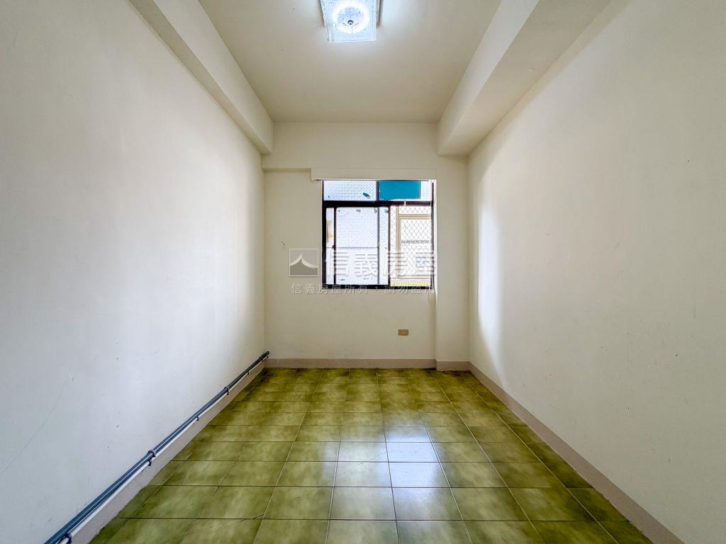 三德西街寬敞公寓房屋室內格局與周邊環境
