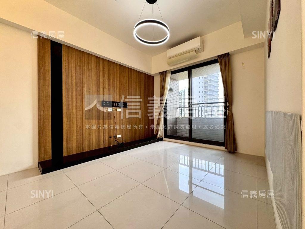 坤悅君品朝東南裝潢戶房屋室內格局與周邊環境