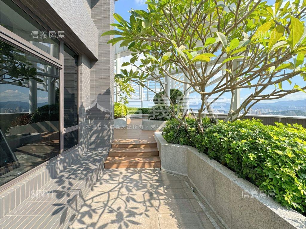 翔之譽高樓兩房平面車位房屋室內格局與周邊環境