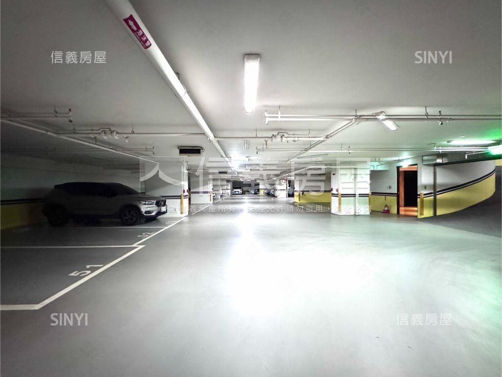 翔之譽高樓兩房平面車位房屋室內格局與周邊環境