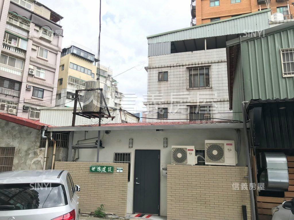 信義安和都更潛力透天房屋室內格局與周邊環境